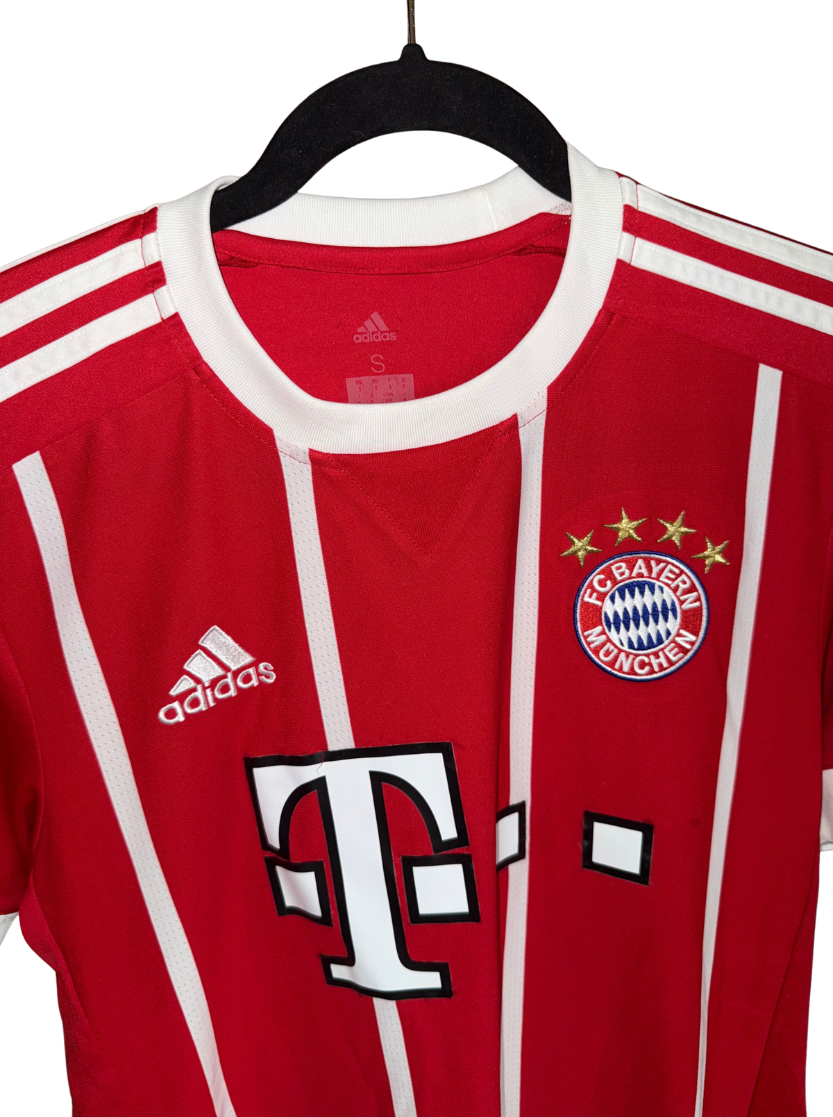 Bayern Múnich 2017-2018 Local Utilería Academia GPS #14 - S